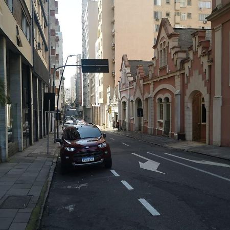 Ensolarado E Espacoso Quarto/Sala No Coracao De Poa Porto Alegre Extérieur photo