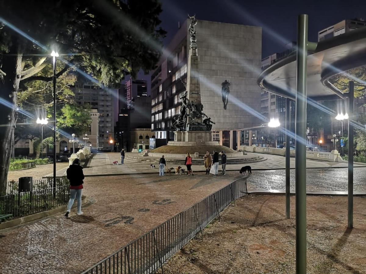 Ensolarado E Espacoso Quarto/Sala No Coracao De Poa Porto Alegre Extérieur photo